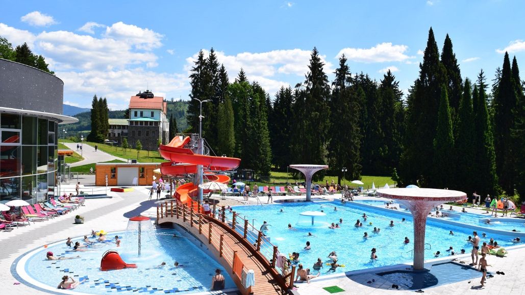 Termální park ve Velkých Losinách zaznamenal loni rekordní návštěvnost